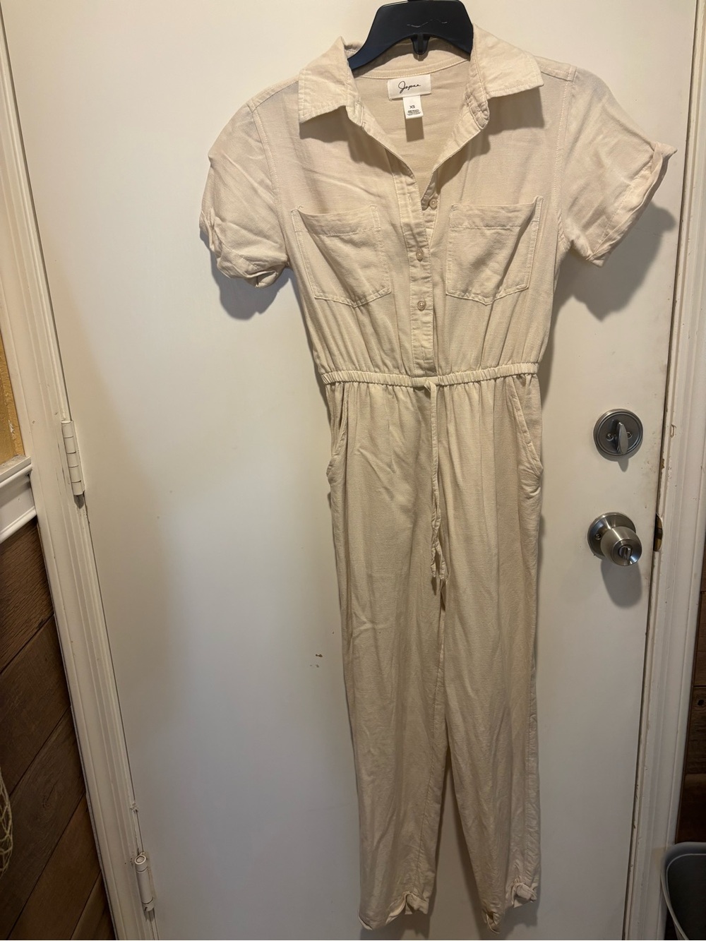 Light Cream Short-Sleeve Utility Jumpsuit with Drawstring Waist